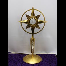 21 1/2" Brass Monstrance w/ Luna SKU C428-010